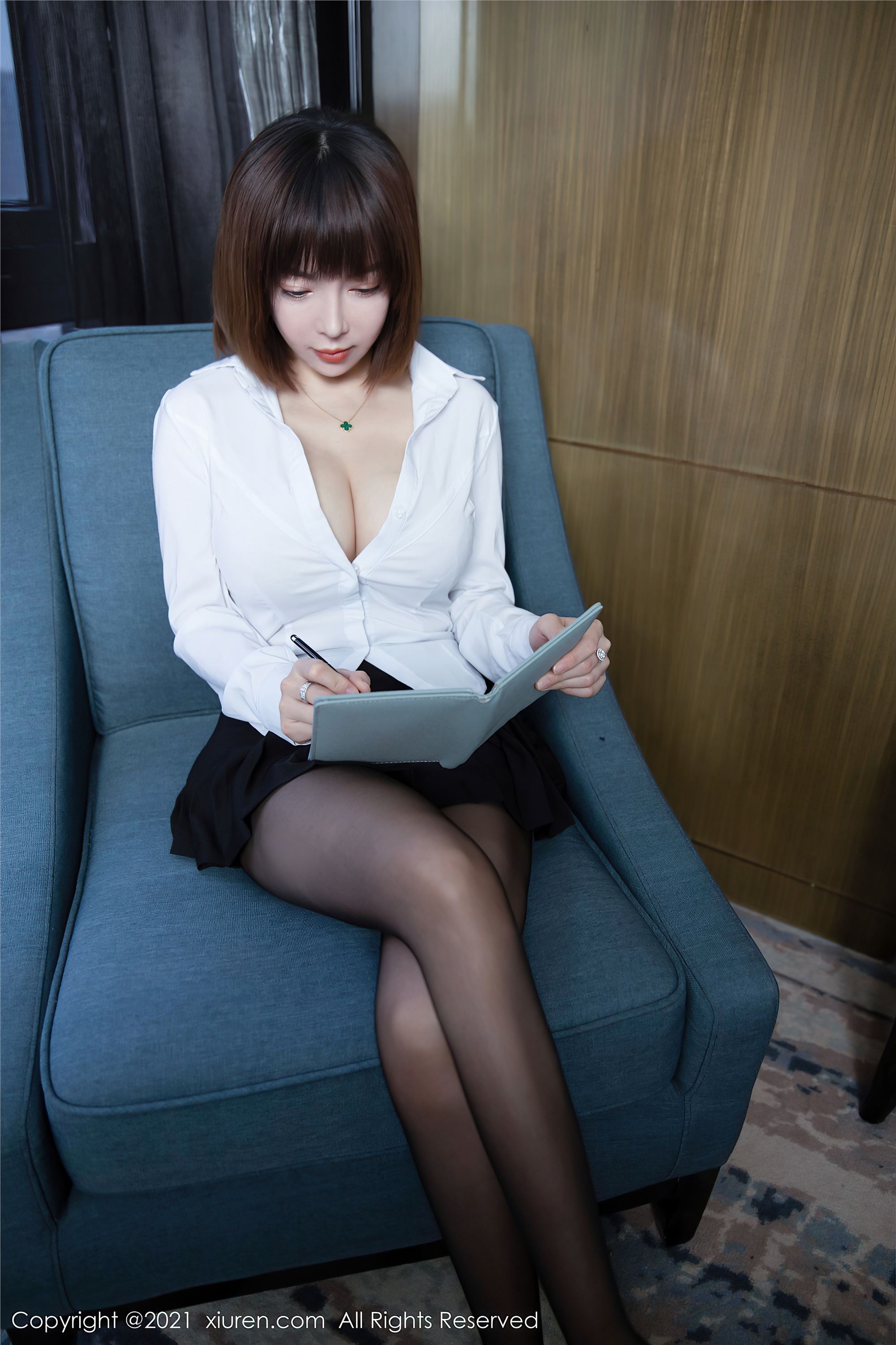 XiuRen秀人网  2021.03.02 No.3151 大白兔吖